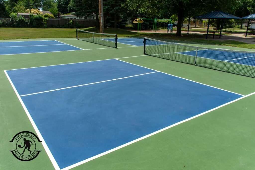 How to Build an Outdoor Pickleball Court?
